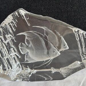 Mats Jonasson Sweden Fish Sculpture Paperweight #3601